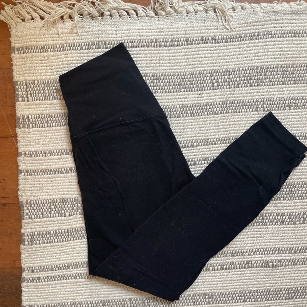 Black Lululemon Align Leggings